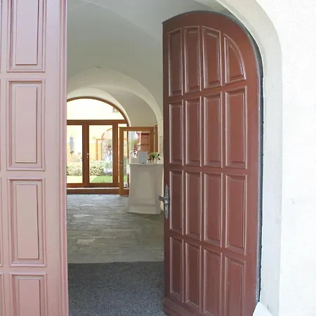 Andersort Haus Der Frauen Bed & Breakfast 3*