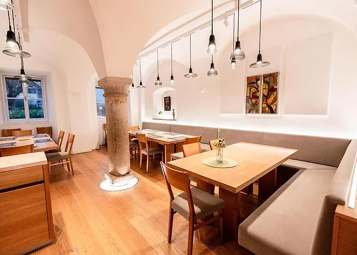 Andersort Haus Der Frauen